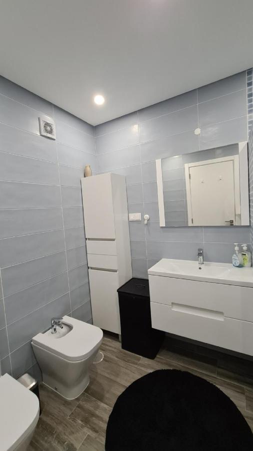 Consolacao Beach Apartment เปนิช ภายนอก รูปภาพ