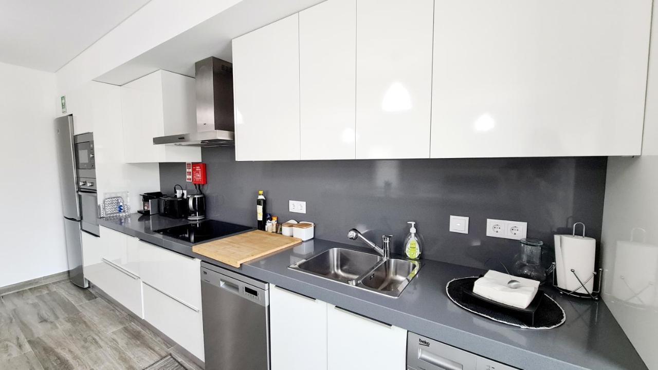 Consolacao Beach Apartment เปนิช ภายนอก รูปภาพ