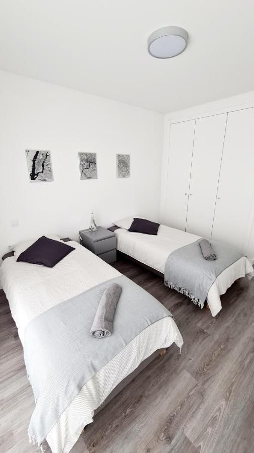 Consolacao Beach Apartment เปนิช ภายนอก รูปภาพ