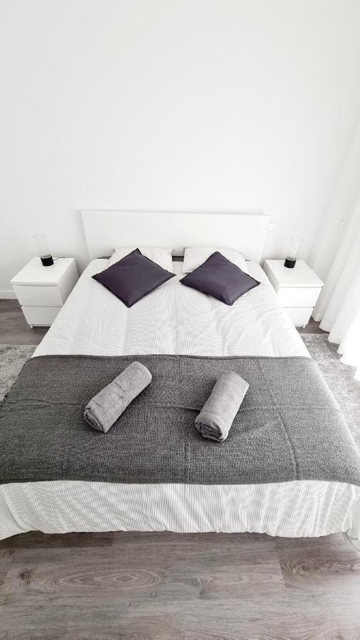 Consolacao Beach Apartment เปนิช ภายนอก รูปภาพ